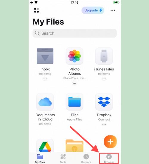 Documents by Readdleの「My Files」へ移動: 「Documents by Readdle」アプリを開き、SaveVidからダウンロードを管理するために「My Files」に移動します。